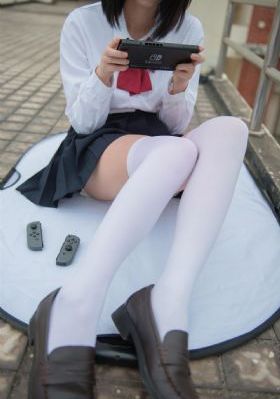 大尺度周秀娜无删减版
