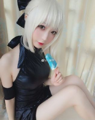美女扒开腿让人桶爽