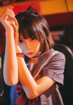 电车魔女在线观看